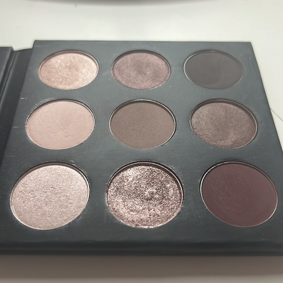 Studio Makeup Neutral Warm and Mauve Cool Toned Palette Bundle - Picture 3 of 6